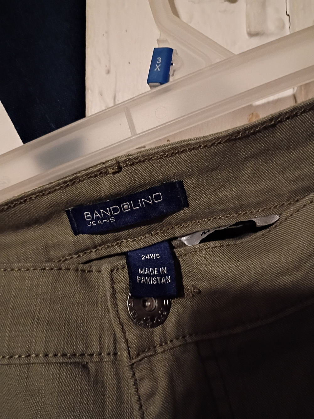 Bandolino Women’s Olive Green Boyfriend Jeans